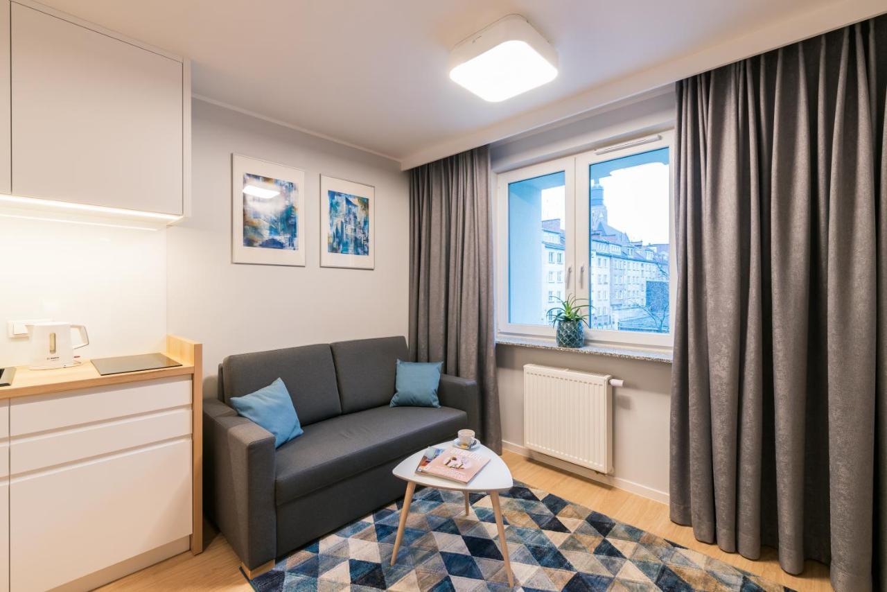 Q17 Apartments Rynek Wrocław Extérieur photo