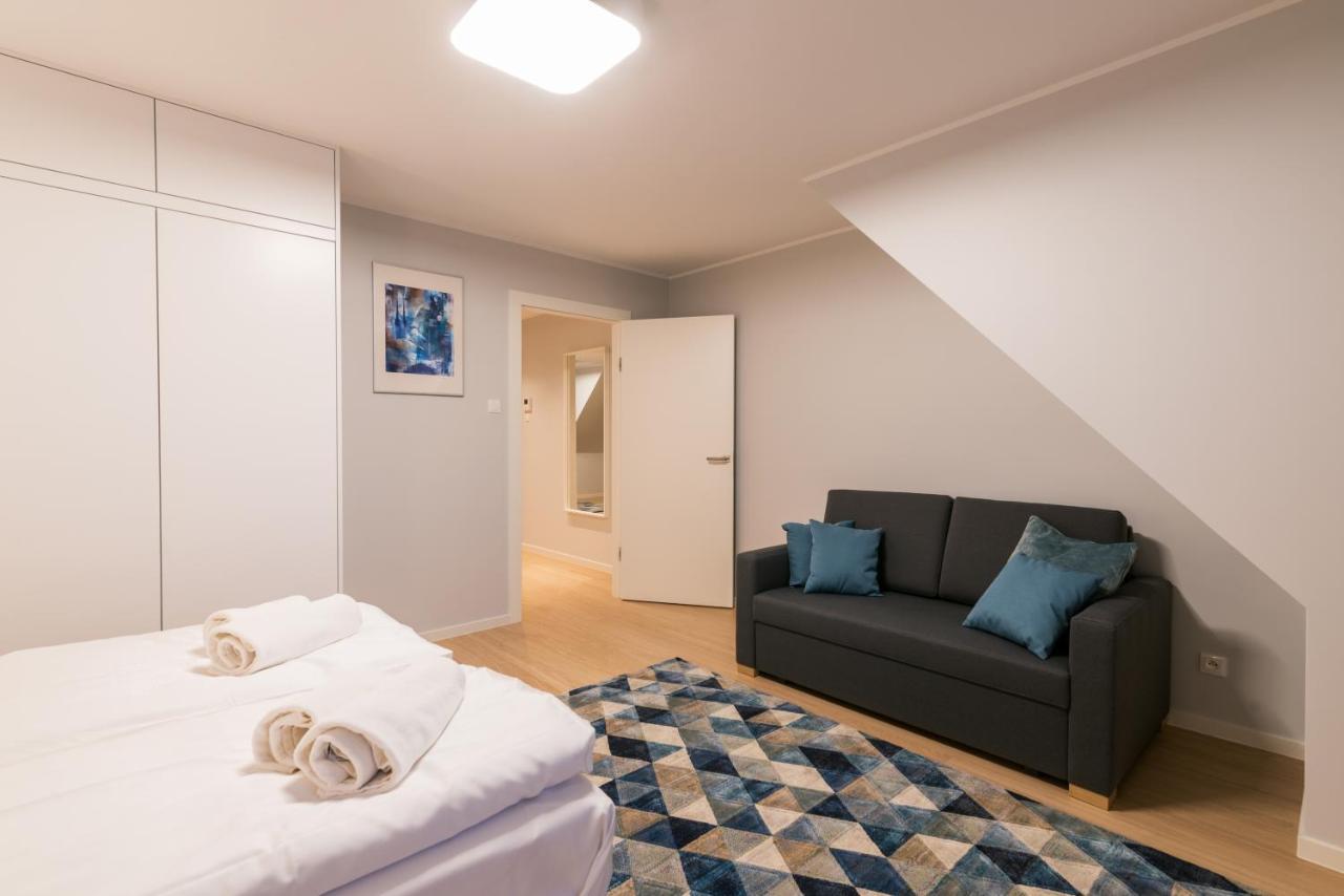 Q17 Apartments Rynek Wrocław Extérieur photo