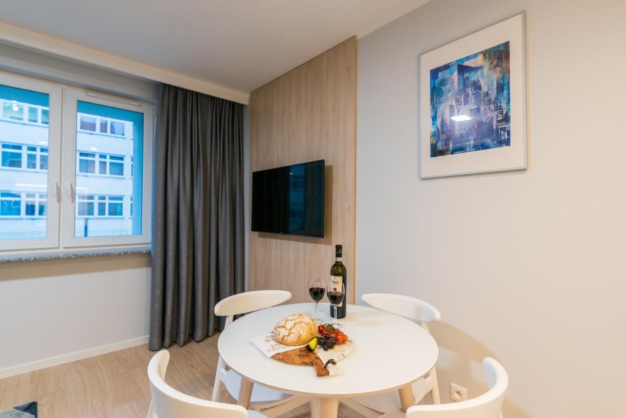 Q17 Apartments Rynek Wrocław Extérieur photo