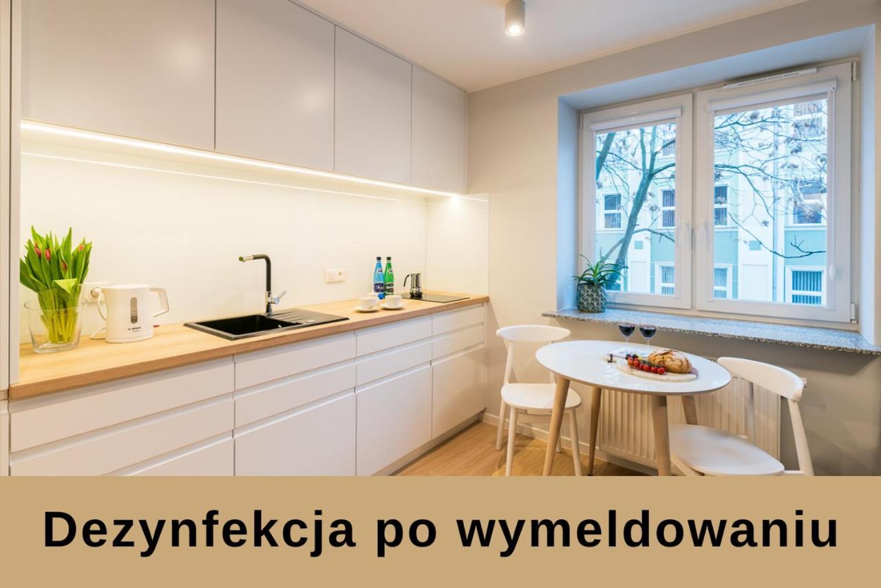 Q17 Apartments Rynek Wrocław Extérieur photo